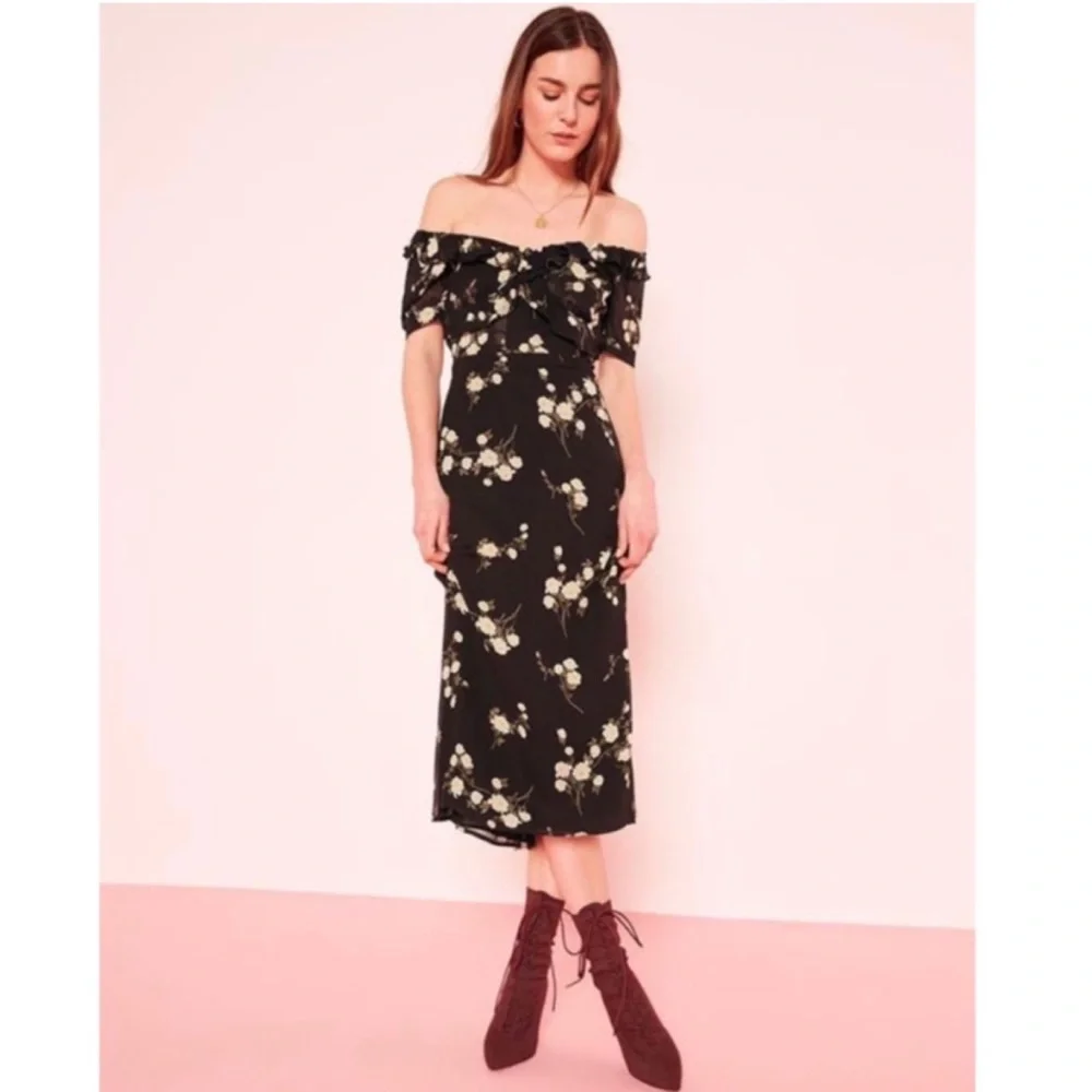 Reformation Inez Black Floral Off the Shoulder Midi Dress in Contessa Size 4 - Picture 2 of 10